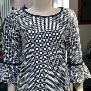 NWT 🎁 Max Studio Dress, New, Cute Pattern and Sleeves